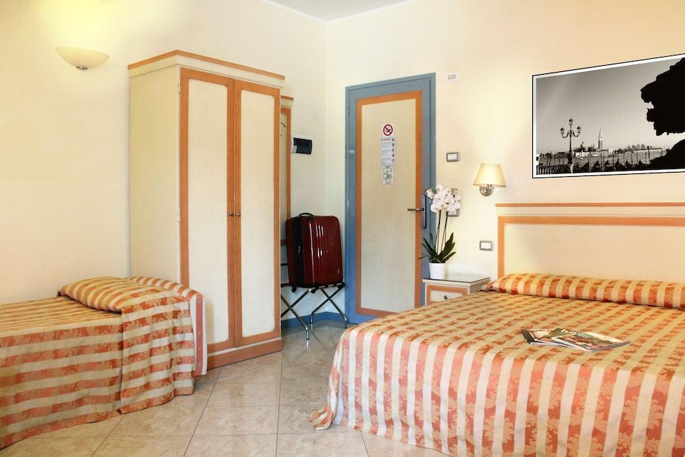 Hotel Regit Mestre Exteriér fotografie