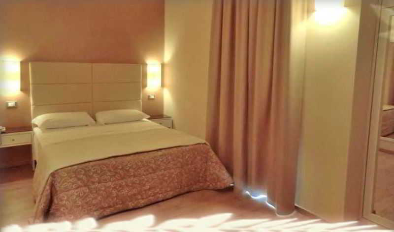 Hotel Regit Mestre Exteriér fotografie