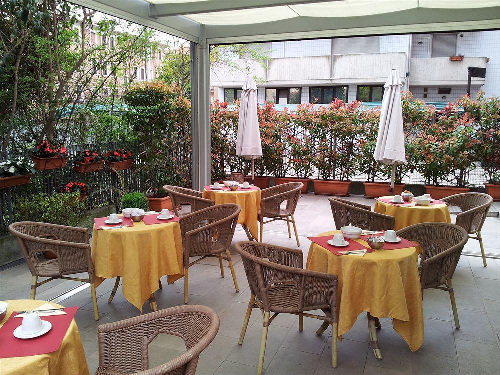 Hotel Regit Mestre Exteriér fotografie